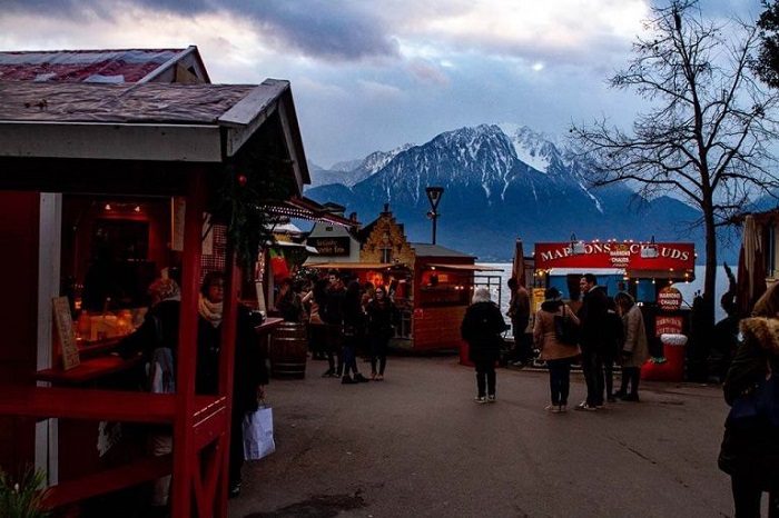 Chợ Giáng sinh Montreux - Hoạt động giải trí ở Thụy Sĩ vào mùa đông