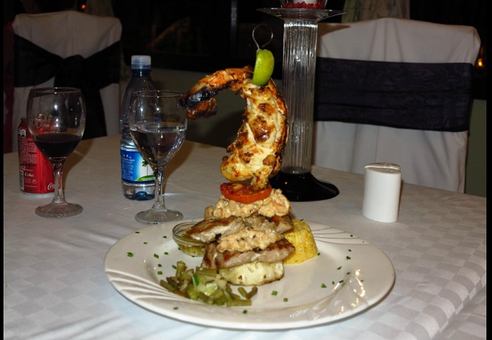 Nhà hàng Varadero 60 - Địa chỉ quán ăn ngon ở Cuba