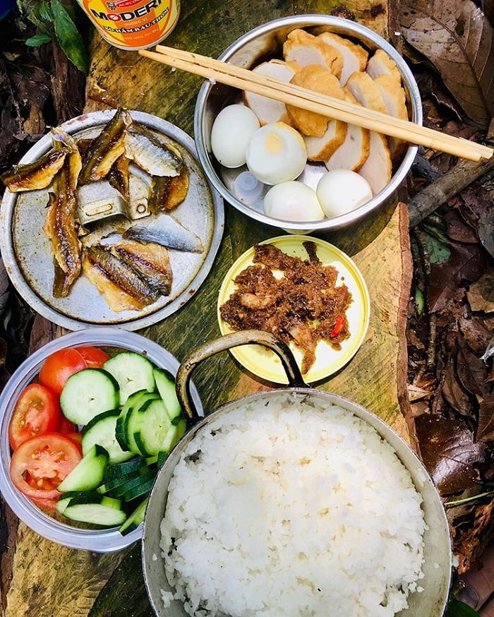 picnic - hoạt động thú vị tại vườn Quốc gia Chư Yang Sin