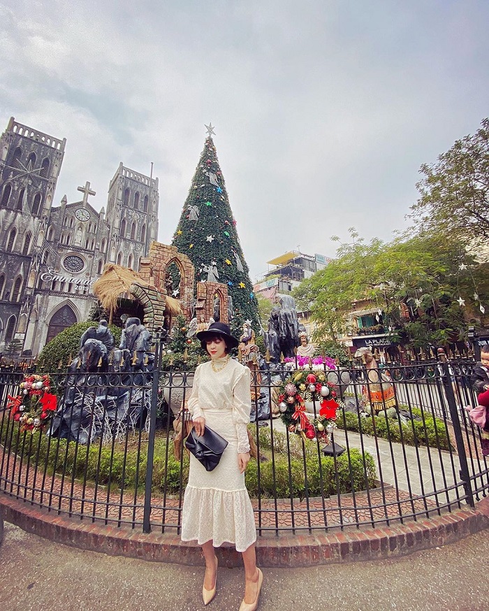 địa điểm chụp ảnh Giáng Sinh tại Hà Nội- nhà thờ lớn