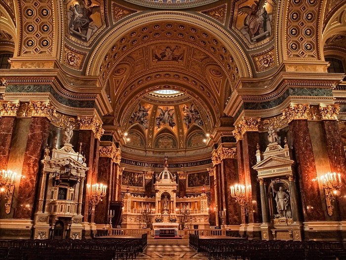 Địa điểm tham quan ở Budapest - tham quan nhà thờ St. Stephen