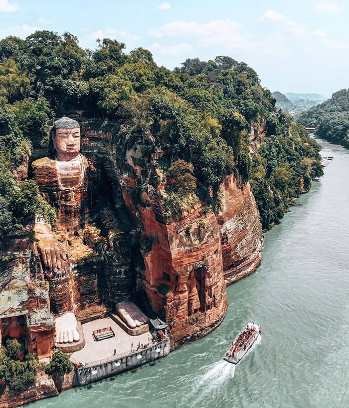 Chiêm ngưỡng Lạc Sơn Đại Phật - Địa điểm du lịch Tứ Xuyên