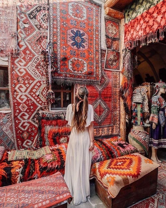 Du lịch Maroc mua gì về làm quà - đồ dệt may