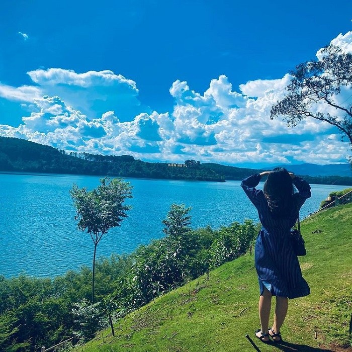 Hồ t'nưng là hồ nước đẹp ở Gia Lai mê hoặc du khách 
