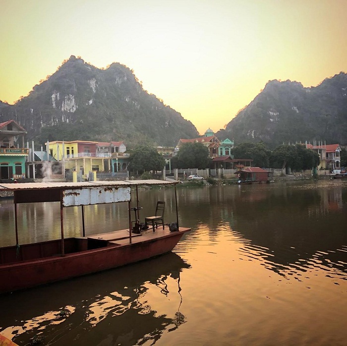 The beauty in Ninh Binh Chicken Canal 
