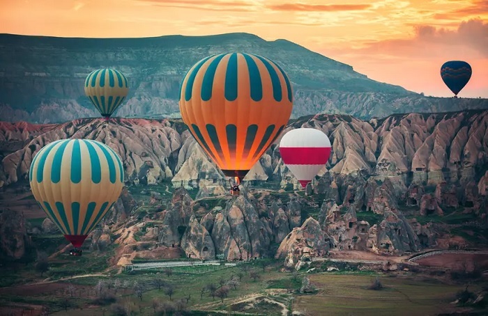 Lên khinh khí cầu ở Cappadocia - Những trải nghiệm du lịch thay đổi cuộc đời