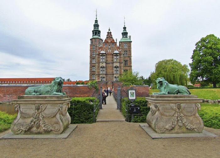 Lâu đài Rosenborg - Địa điểm du lịch ở Đan Mạch