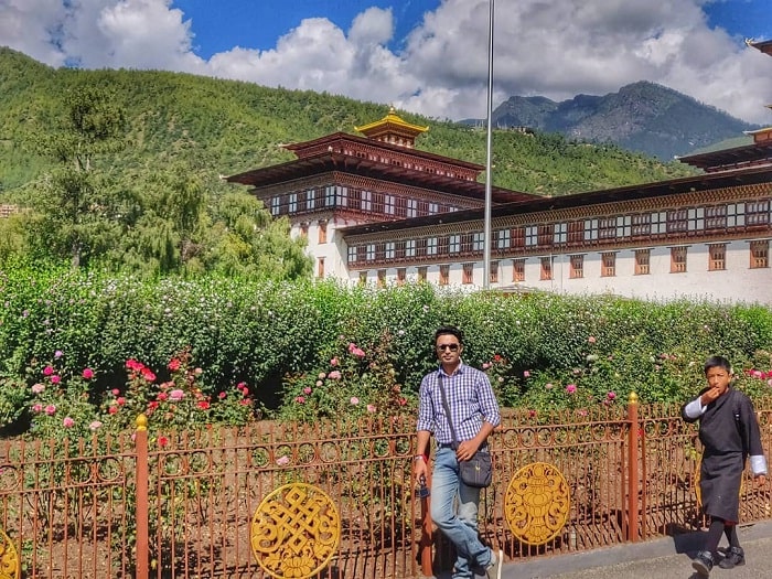 vườn hoa - điểm thú vị của Pháo đài Tashichho Dzong 