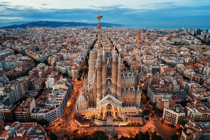 Sagrada Familia kiệt tác kiến trúc Châu Âu