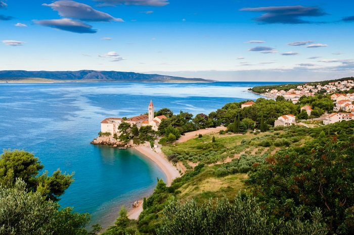 Tu viện ở Bol, Brac Top 10 hòn đảo đẹp ở Croatia