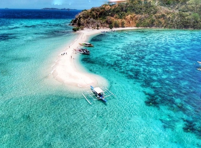 Coron là nơi có những bãi biển đẹp ở Philippines