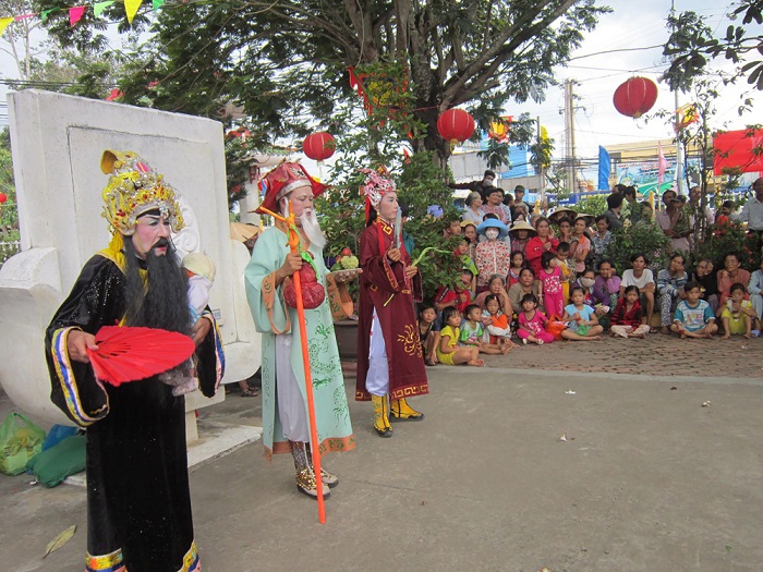 Festivals in Binh Duong - famous Ky Yen festival