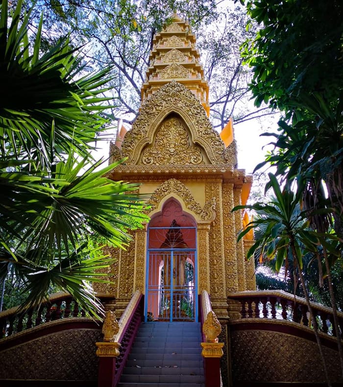 Visit Kh'leang Pagoda - meet the needs of traditional living