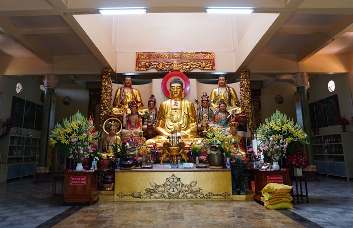  chùa Tây Tạng Bình Dương - tượng Phật