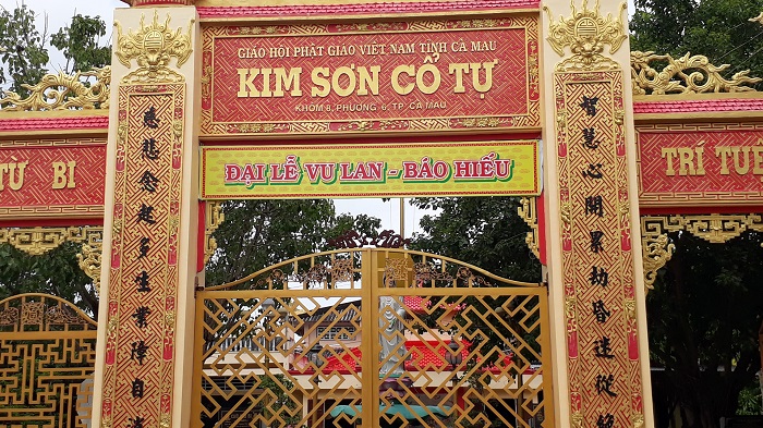 Famous temples in Ca Mau -Kim Son Pagoda