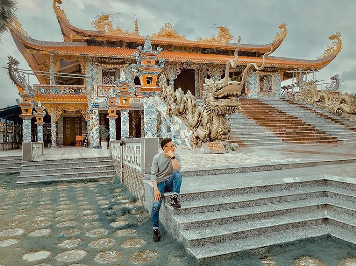 Famous pagodas in Ca Mau - Quan Am ancient pagoda