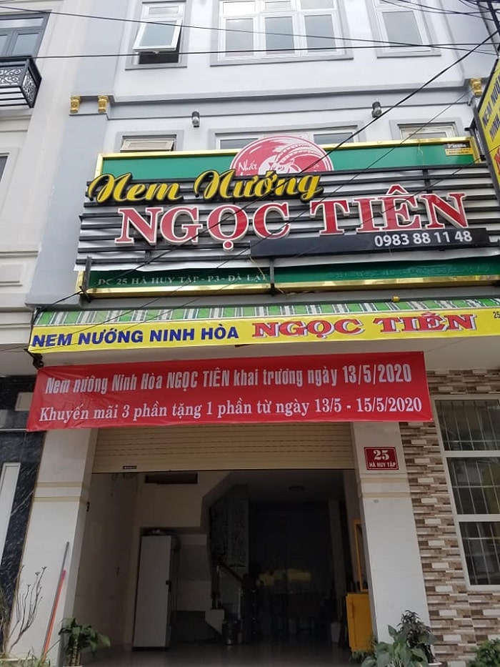 Locating the most famous grilled spring rolls in Nha Trang 