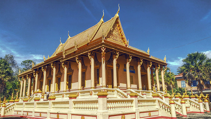 Viếng chùa Kh’leang - Tòa chính điện
