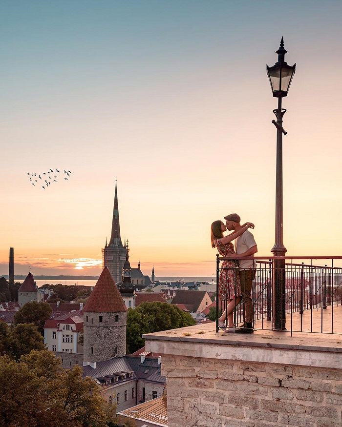Vẻ đẹp cổ kính của Tallinn - du lịch Estonia