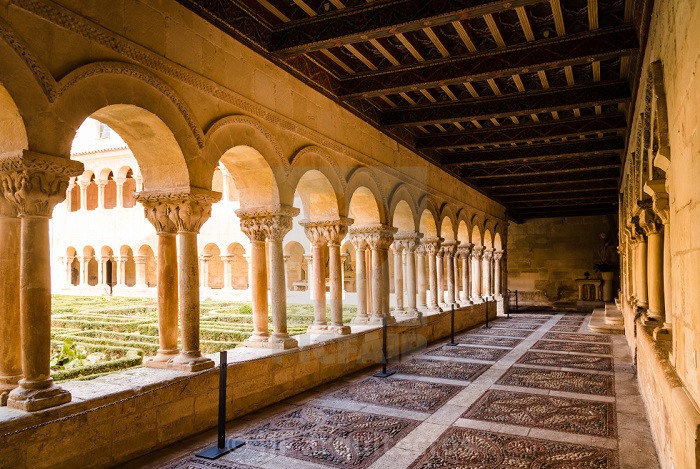 Tu viện Santo Domingo de Silos - Du lịch Burgos
