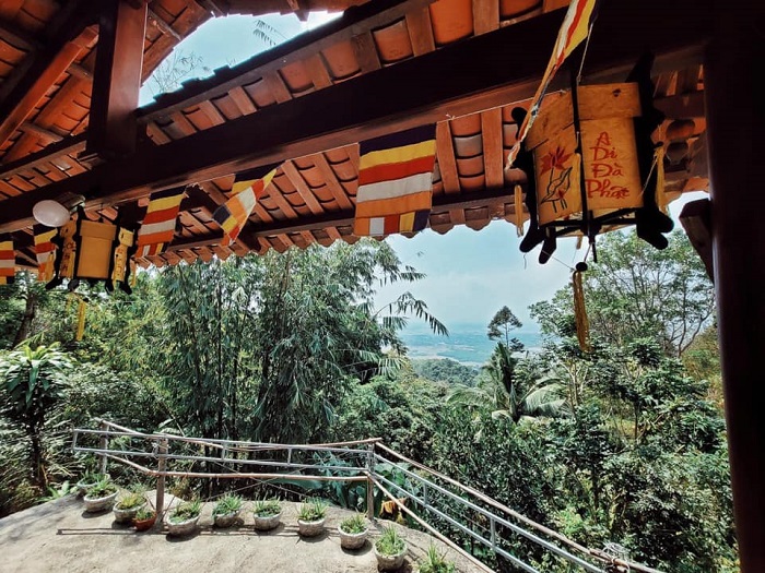 chùa Hang Mai Núi Dinh - tham quan