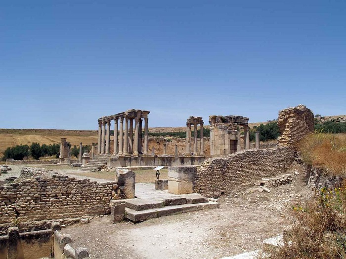 Đền Juno Caelestis ở thành cổ Dougga Tunisia