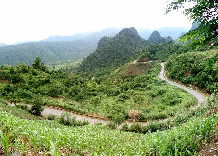Đèo Lũng Lô Yên Bái là tuyến đường huyết mạch ở Yên Bái