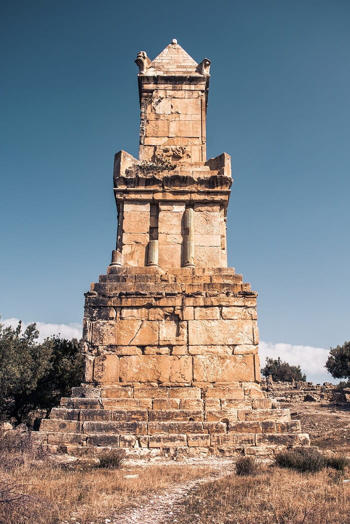 Khu bảo tồn Juno Celeste ở thành cổ Dougga Tunisia