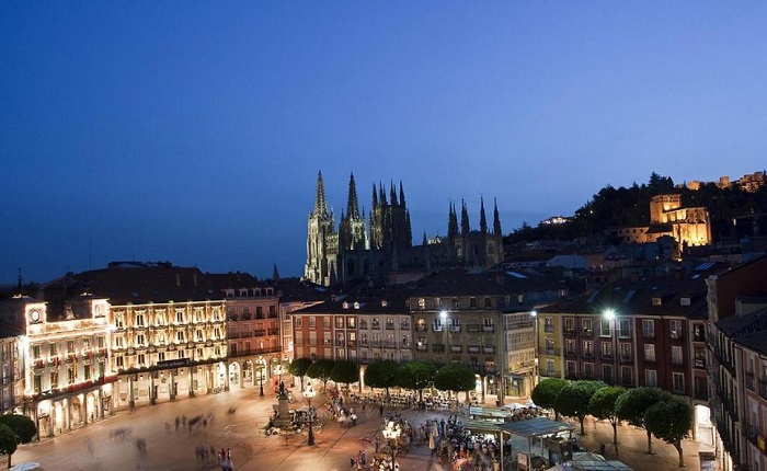 Quảng trường Plaza Mayor - Du lịch Burgos