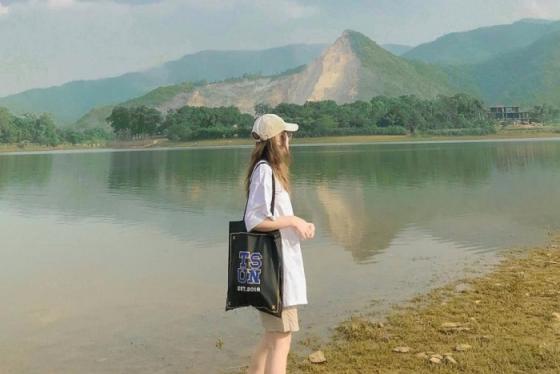 Hồ Đồng Chanh Hòa Bình cảnh sắc như Thụy Sĩ, check in góc nào cũng đẹp mê ly