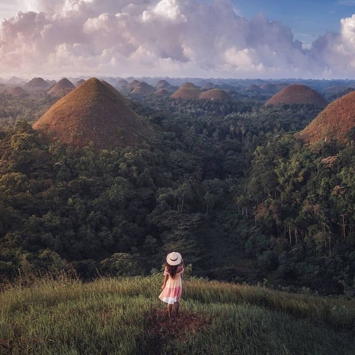 Câu chuyện huyền thoại gắn liền với Chocolate Hills tại Philippines