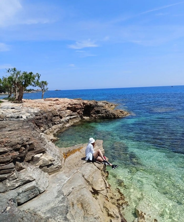 Vịnh Sarandaris là điểm tham quan nổi bật ở thị trấn Hersonissos