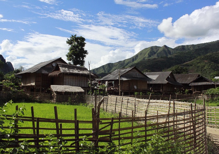 Bản Hon là bản làng đẹp ở Lai Châu cũng phát triển về du lịch cộng đồng