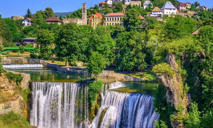  Jajce - một thị trấn yên bình, đẹp như tranh vẽ  - Kinh nghiệm du lịch Bosnia và Herzegovina