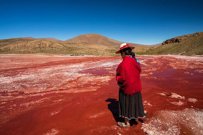 đầm đỏ là điểm tham quan ở thị trấn Iquique