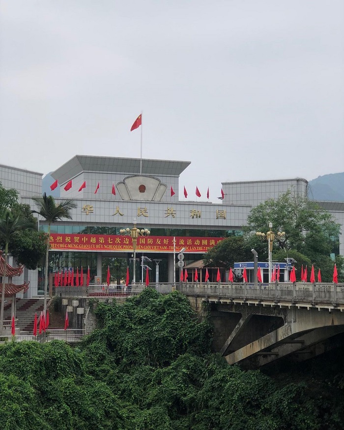 Explore Ta Lung Cao Bang, check in at Ta Lung border gate