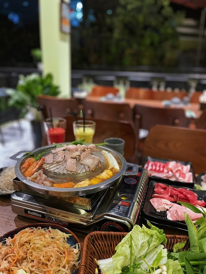 Lao restaurant in Hanoi - Kao Niew