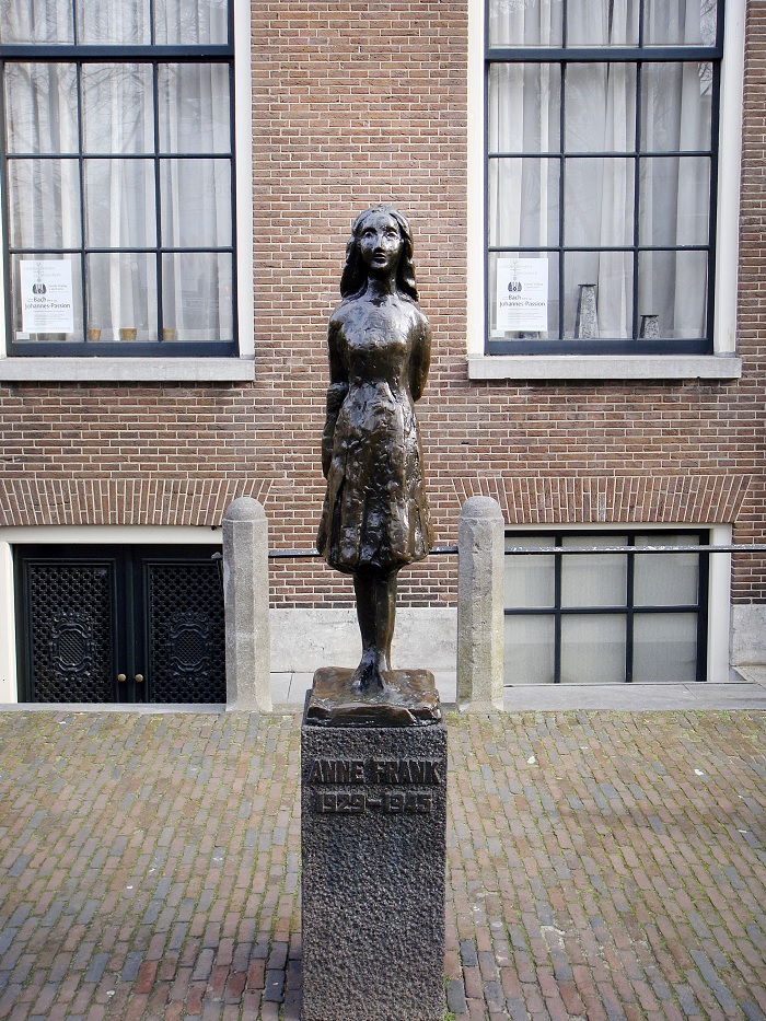 Nhà Anne Frank - địa điểm du lịch Amsterdam