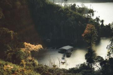 Nét hoang sơ huyền bí của hồ thuỷ điện Thượng Kon Tum