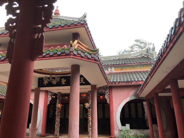 Trieu Chau Pagoda is a Chinese work in Hue  