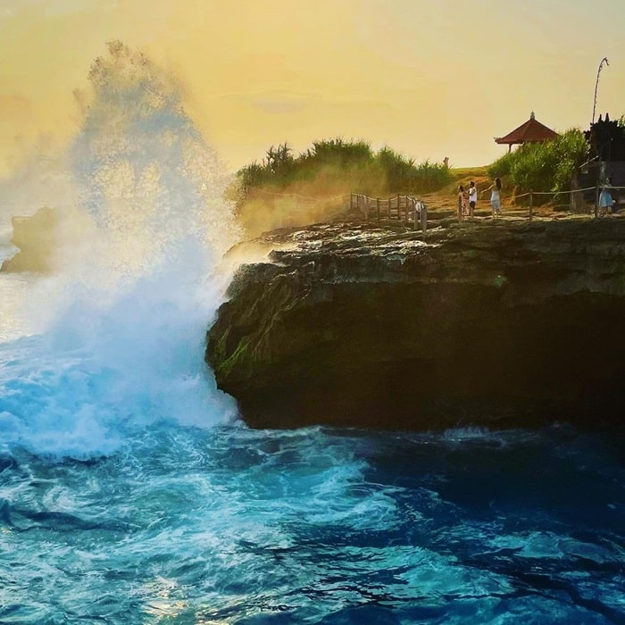 Vịnh nước mắt quỷ Devil’s Tears 