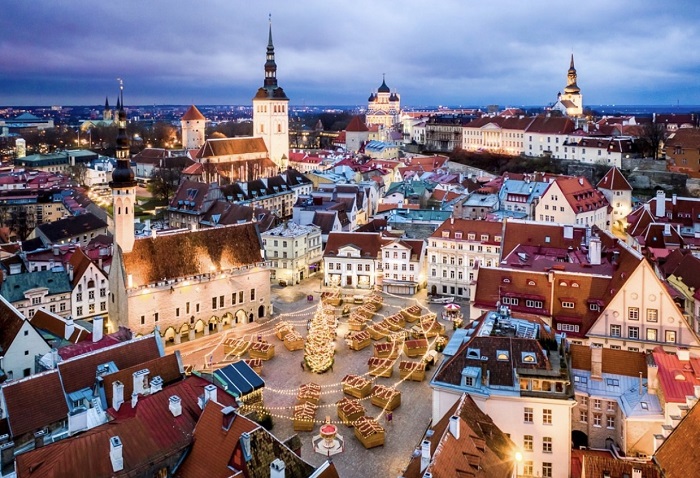 Đến Chợ Giáng sinh khi du lịch Tallinn