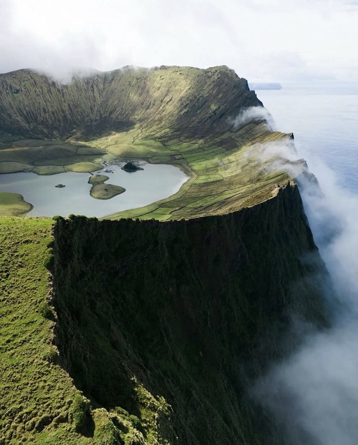 Đảo Corvo - Kinh nghiệm du lịch Azores