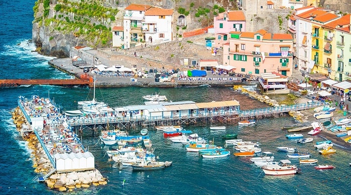 Tham quan Bến du thuyền Grande là điều tuyệt vời nhất nên làm ở thành phố Sorrento