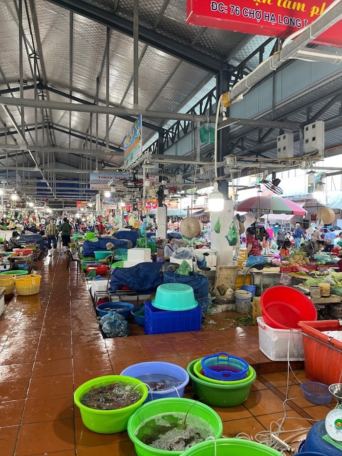 chợ hải sản ở Quảng Ninh - Chợ hải sản Hạ Long I