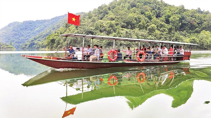 làng cổ Bắc Hoa Lục Ngạn Bắc Giang - Hồ Cấm Sơn 