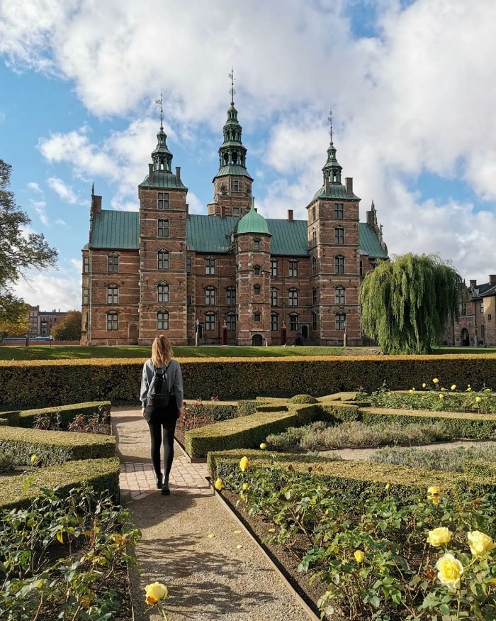 Check in ở lâu đài Rosenborg Đan Mạch