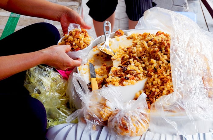 quán ăn vặt ngon ở Hải Phòng - Bánh đúc tàu Dư Hàng