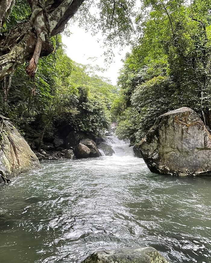 thác nước ở Tam Đảo - Thác Vĩnh Ninh