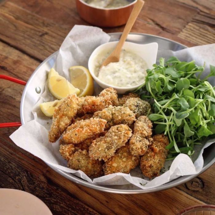 Ăn gì ở bãi Khem hàu chiên 